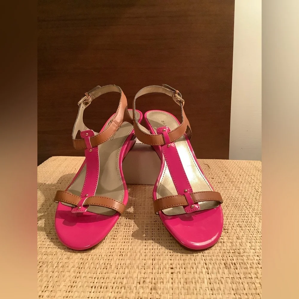 Pink and Tan Wedge Sandals Vintage Bandolino T-Strap Sandals Size 6